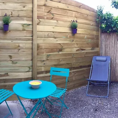 Apartment Scandinave Au Calme Avec Jardinet Montpellier